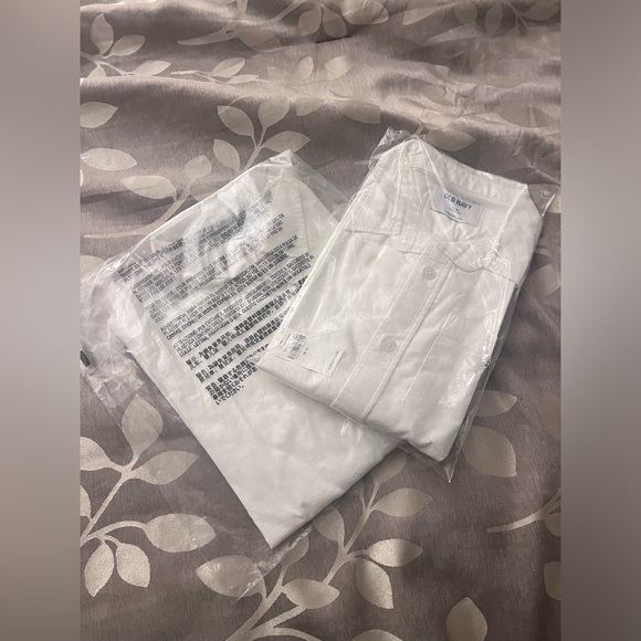 2 Old Navy Uniform White Oxford Stretch Shirt for Boys Size M (8) NWT - Picture 12 of 12